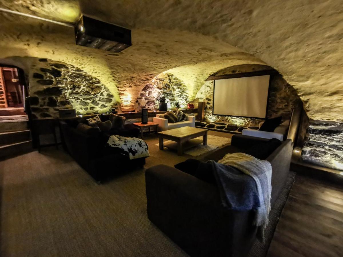 Chez Bear Bed and Breakfast Briançon Exteriör bild